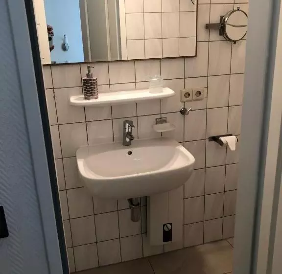 ホテル Fettehenne Gästehaus