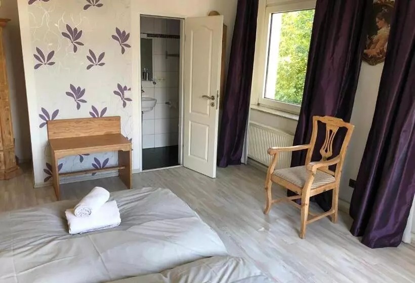 ホテル Fettehenne Gästehaus