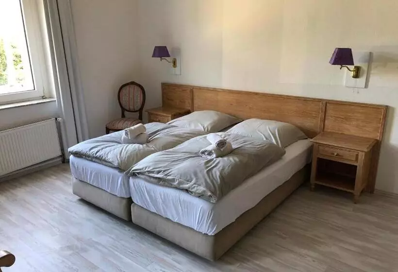 ホテル Fettehenne Gästehaus