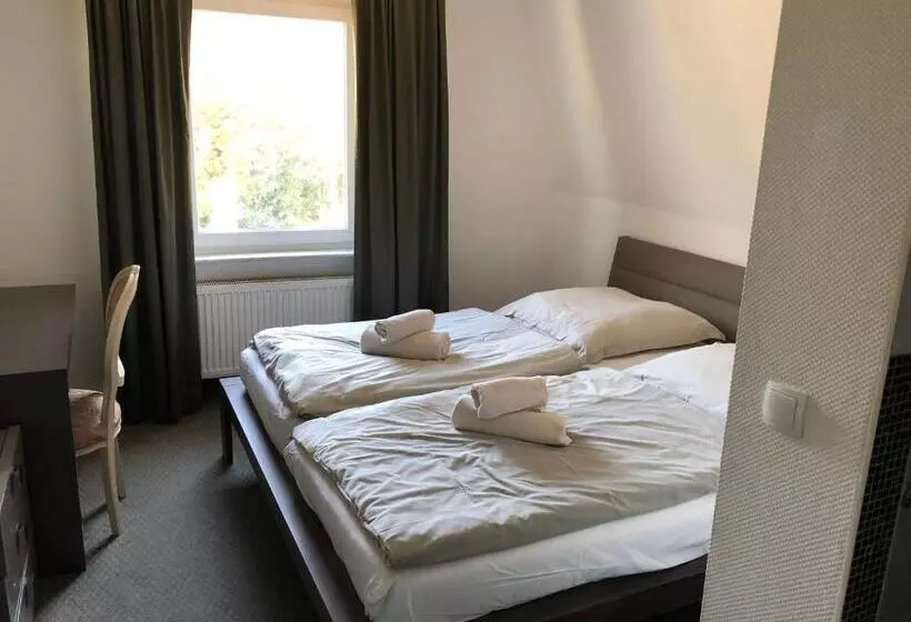 ホテル Fettehenne Gästehaus