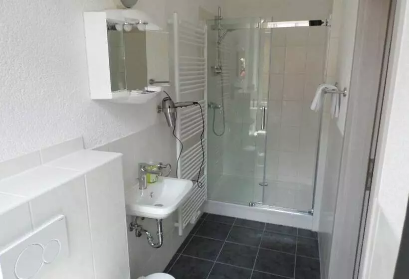 هتل Landgasthaus Rosenhof