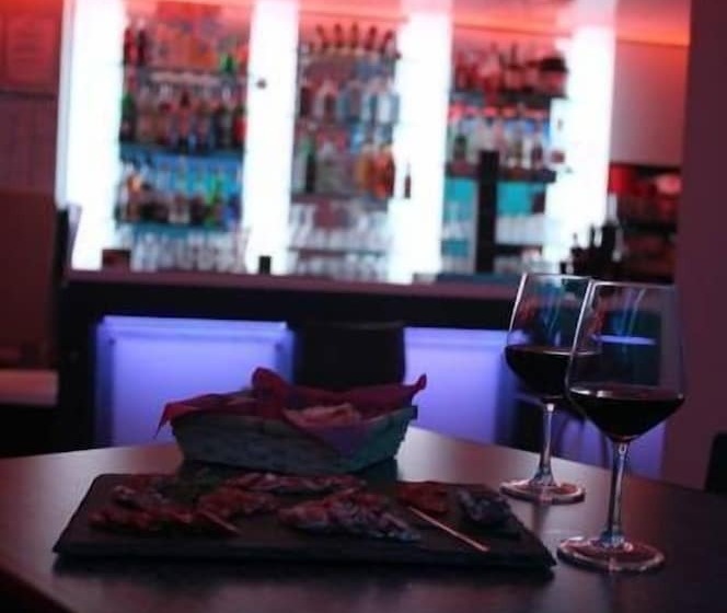 בית מלון כפרי M