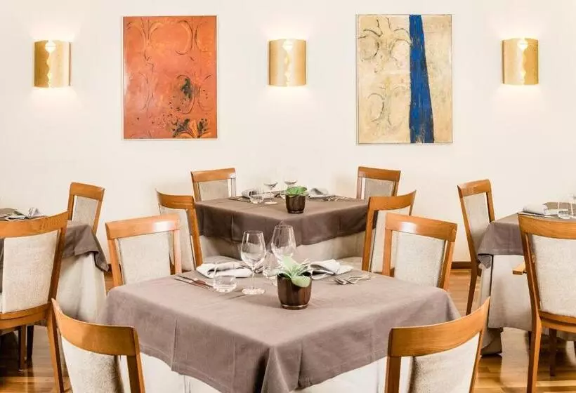 酒店 Restaurant Lilie