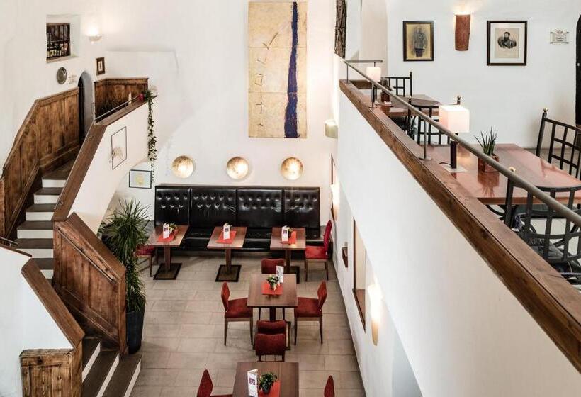 酒店 Restaurant Lilie