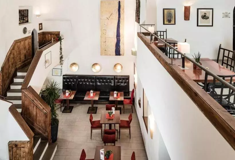 酒店 Restaurant Lilie