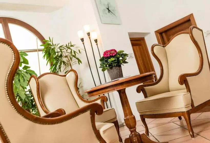 酒店 Restaurant Lilie