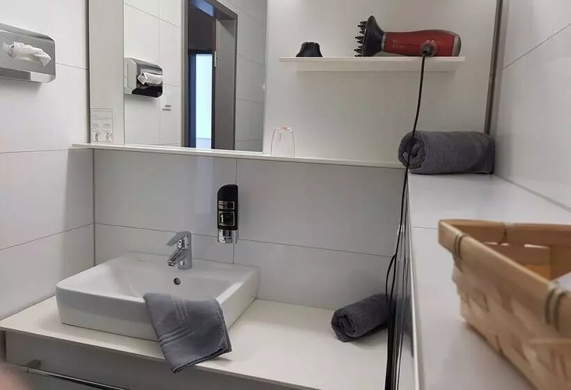 בית מלון כפרי Zum Eichenzeller