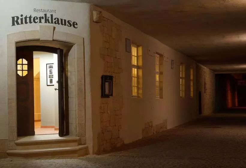 Hotelli Mutiger Ritter