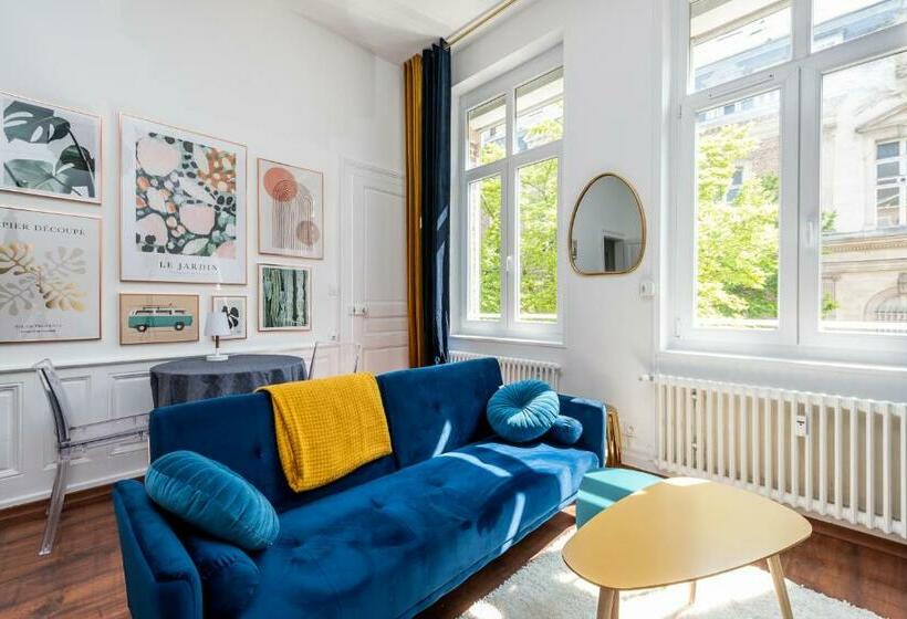 Appartement Centre Ville   Parking Privé Gratuit