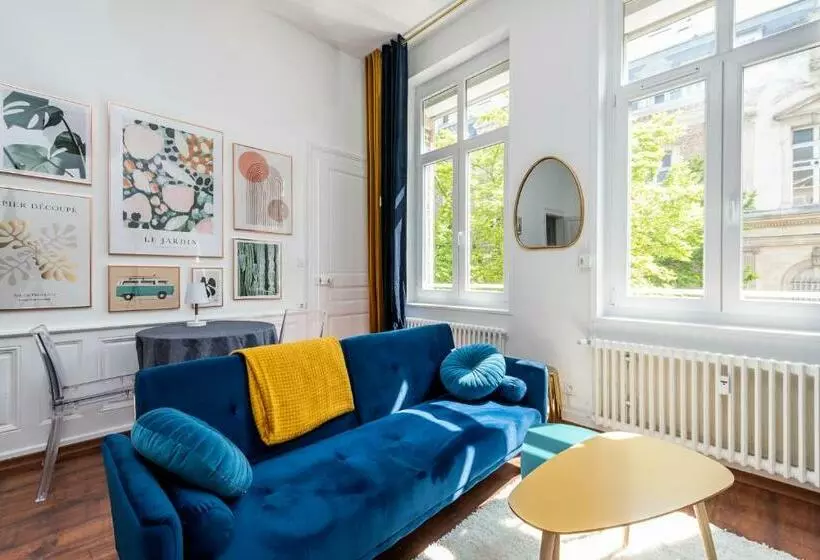 Appartement Centre Ville   Parking Privé Gratuit