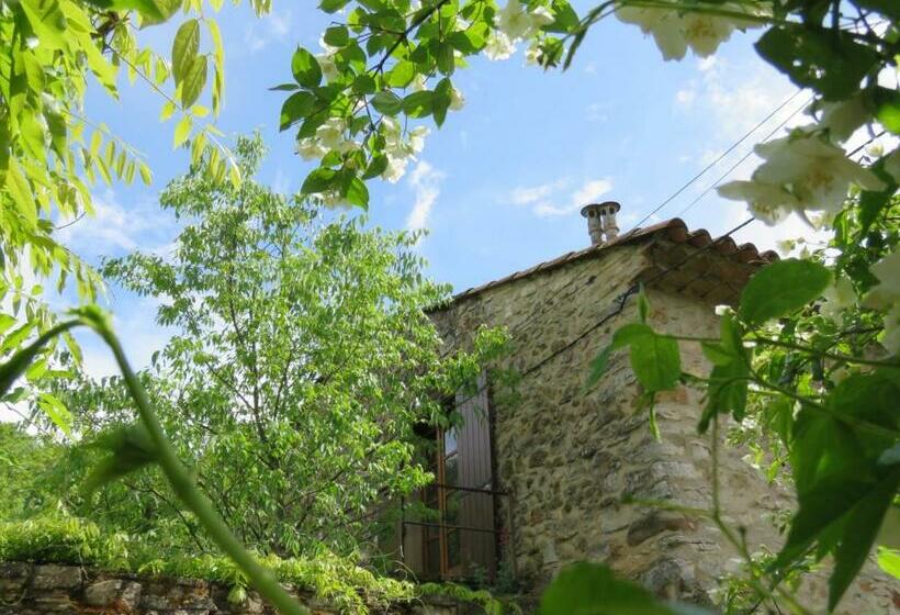 Gite Un Toit Sur La Doa