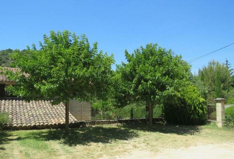 Gite Un Toit Sur La Doa