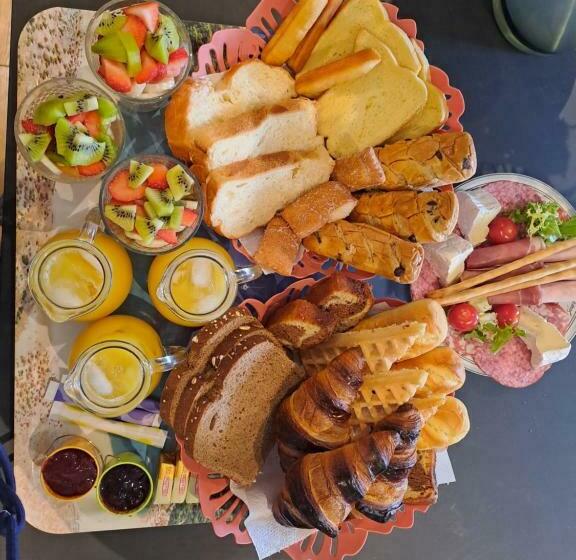 Le Petit Chalet De Charlène