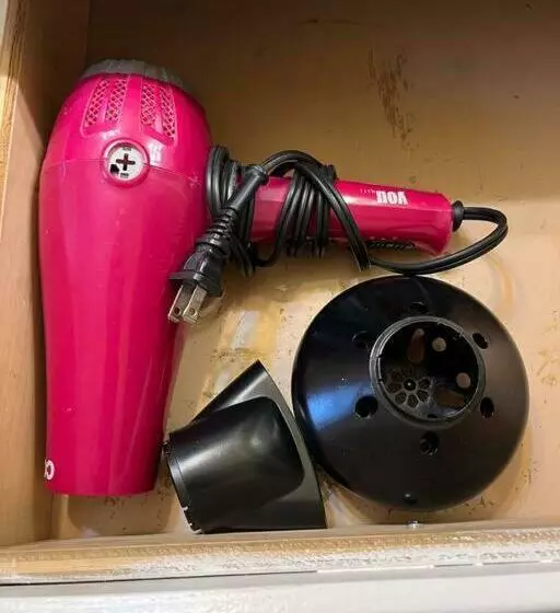 Main Floor Bright & Spacious Apartment