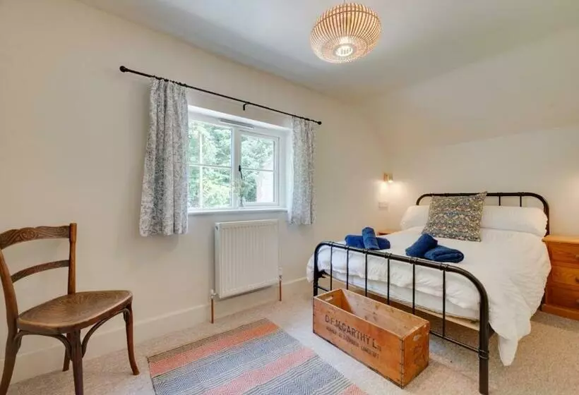 Warren Cottage