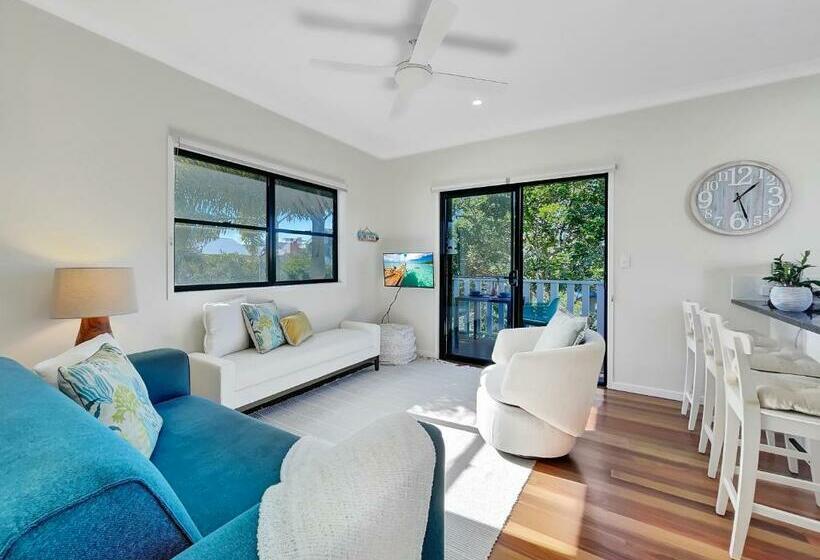 Serene Beachside Apartment