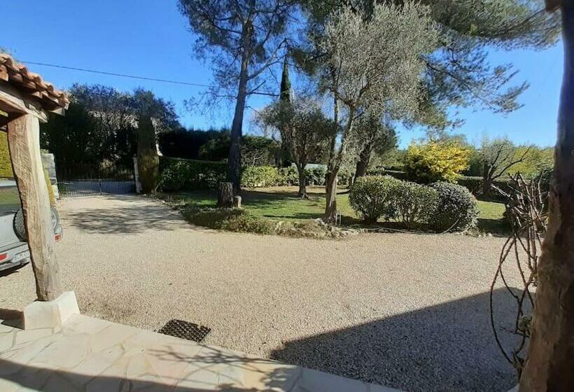 Grande Villa Avec Piscine Et Jardin Paysager La Pinède