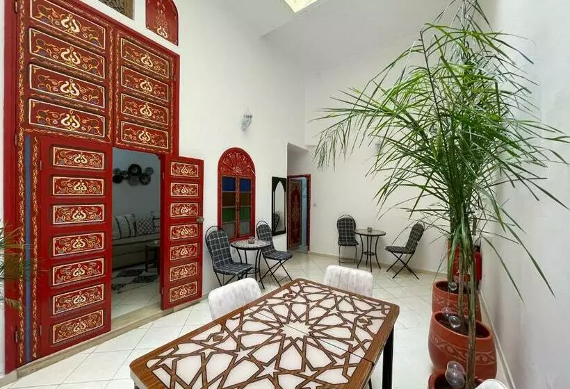 Riad Maya