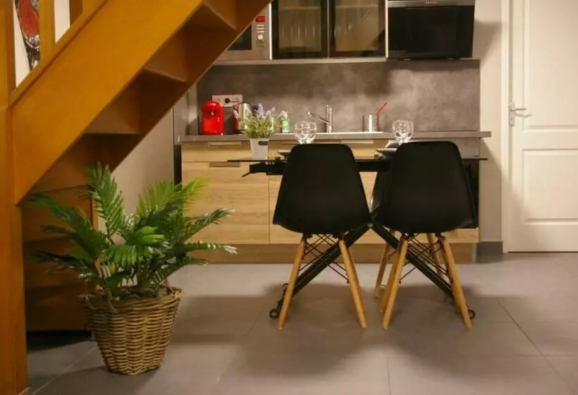 Bouchon Pour 4 Avenue De Champagne à 3 Minutes