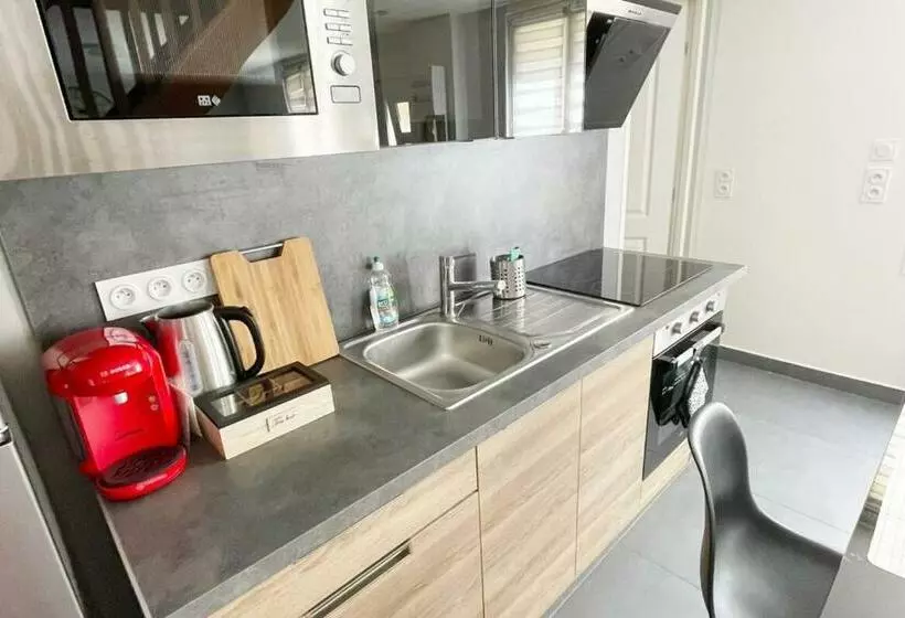 Bouchon Pour 4 Avenue De Champagne à 3 Minutes