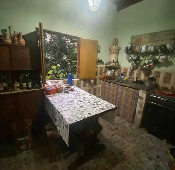 Casa Maria Leandra 300 M Do Museu Da Moto