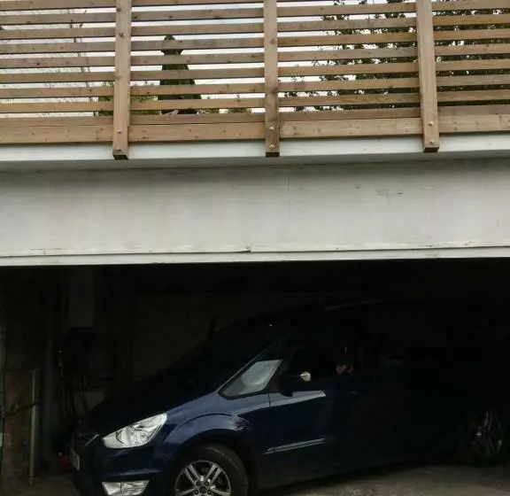 Character Cottage In The Heart Of Uplyme