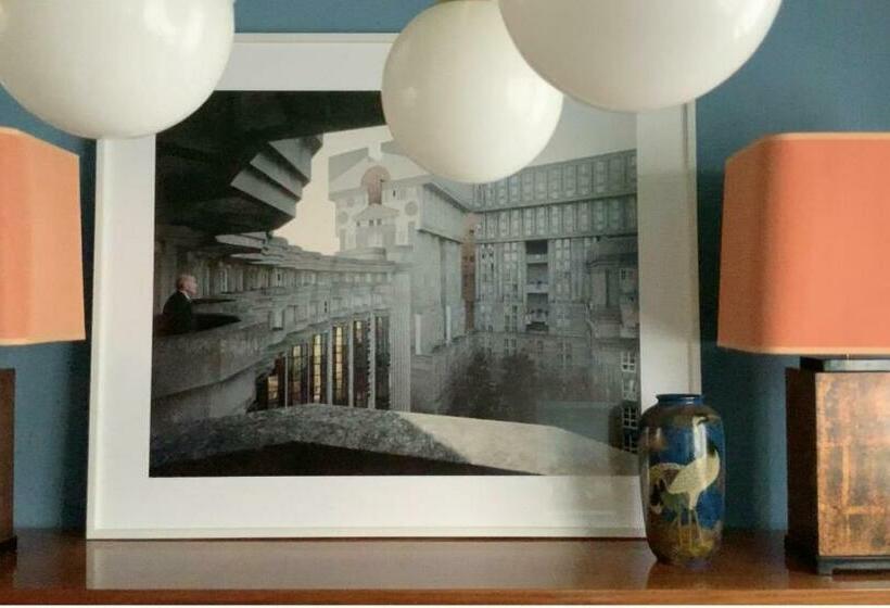 Design Family 2 Bedroom House & Garden