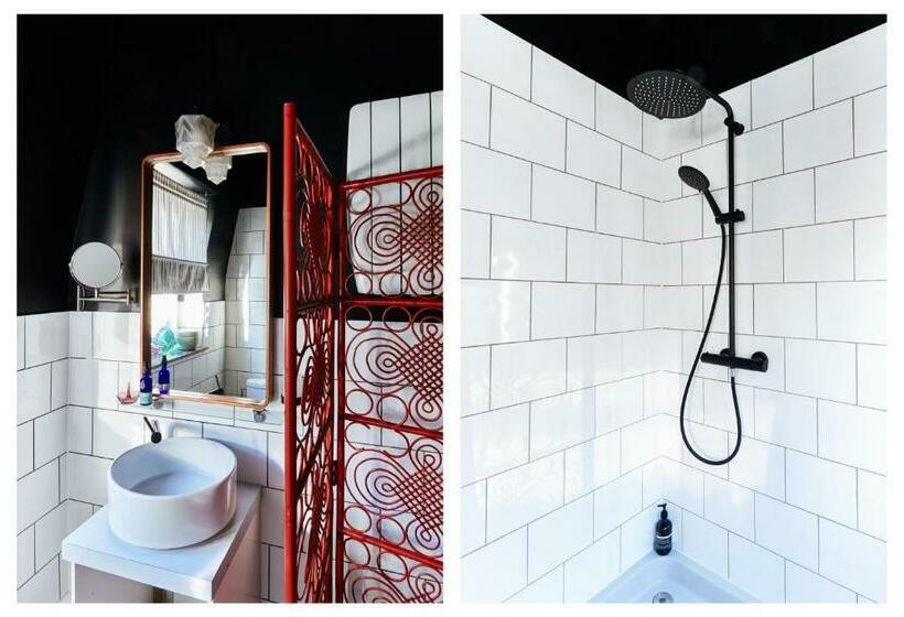 Design Family 2 Bedroom House & Garden