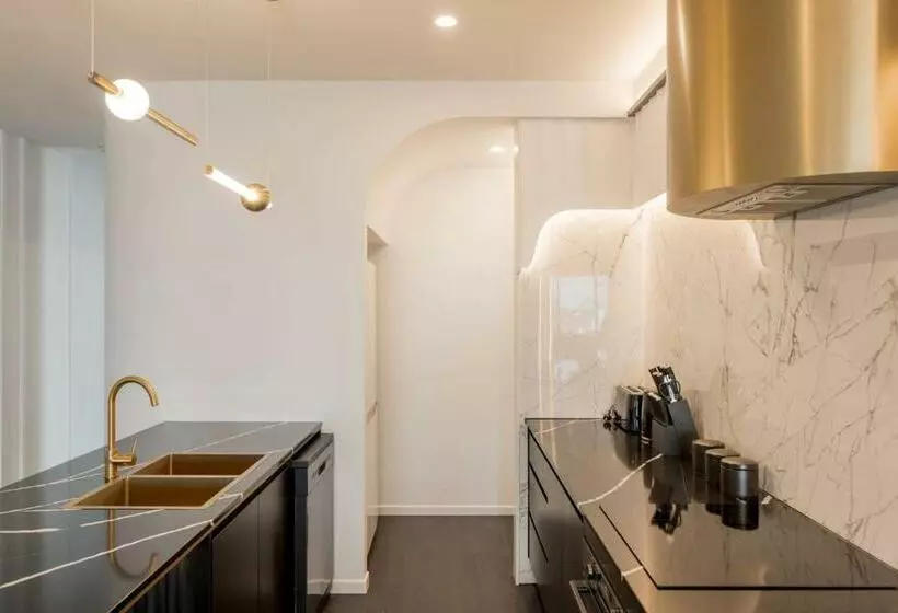 New! Dacha On Maggie No#2, Unrivaled Island Luxury