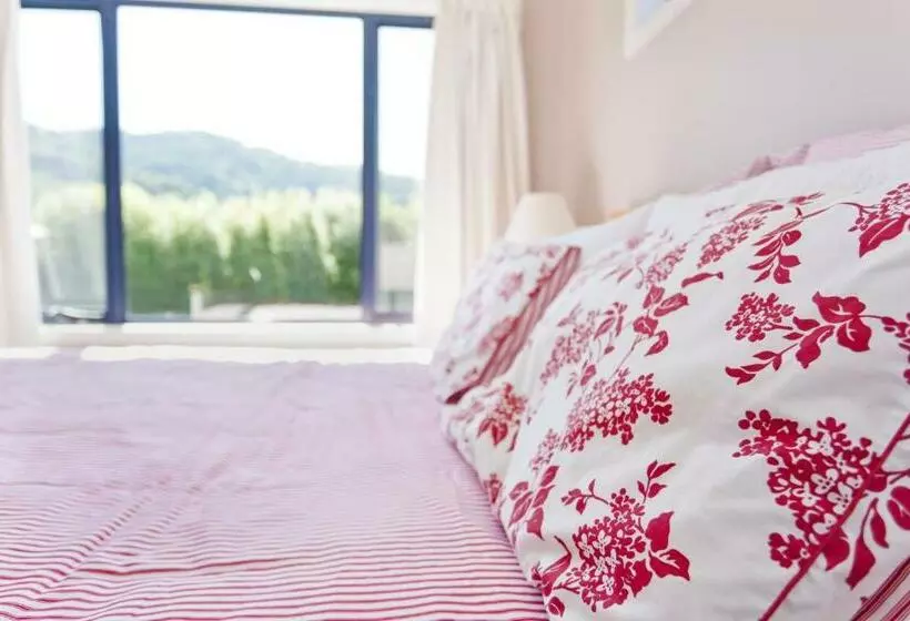 Seehuusli Swiss For Ocean House