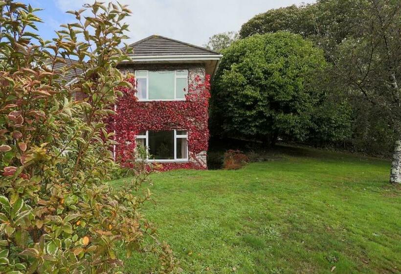 Truro Apartment In A Stunning Quiet Location