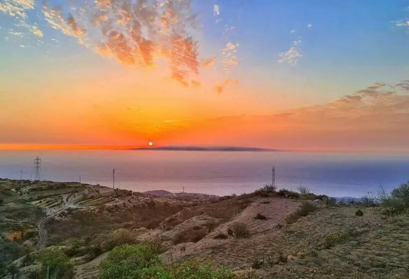 Unique Stargazing Escape With Ocean View