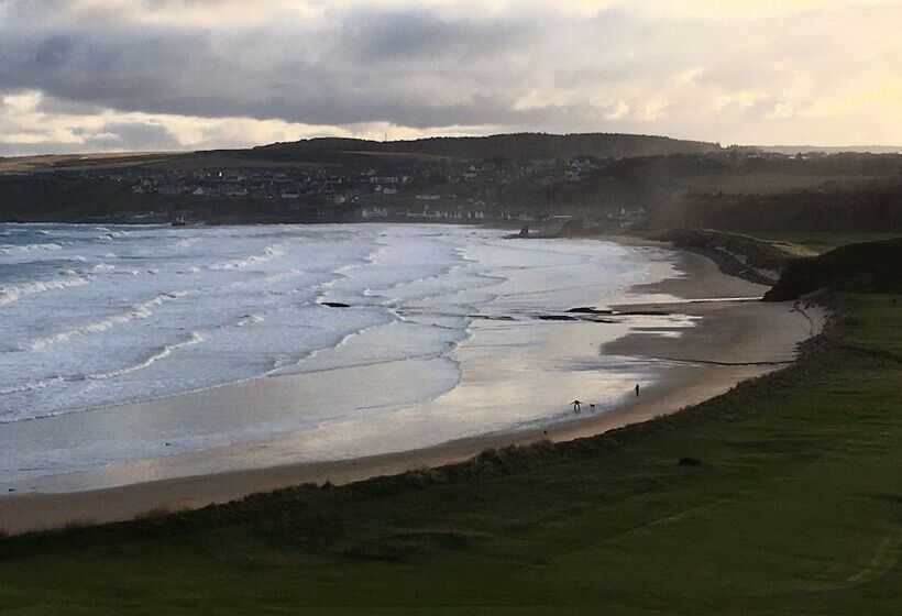 Zen Cottage Seatown Cullen