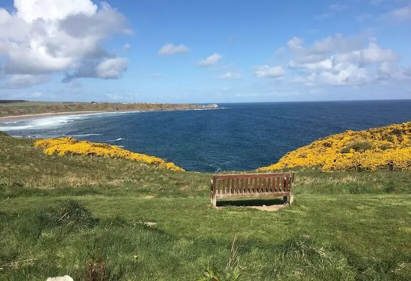 Zen Cottage Seatown Cullen