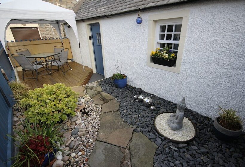 Zen Cottage Seatown Cullen