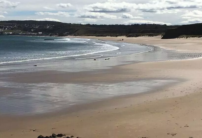 Zen Cottage Seatown Cullen