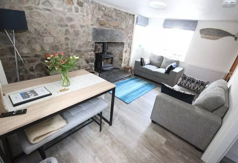 Zen Cottage Seatown Cullen