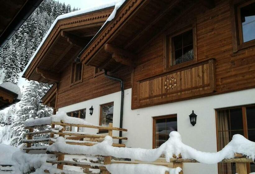Alois & Elisabeth, Chalet