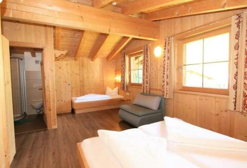 Alois & Elisabeth, Chalet