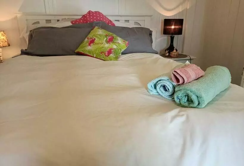 Classic Queenslander Apartment
