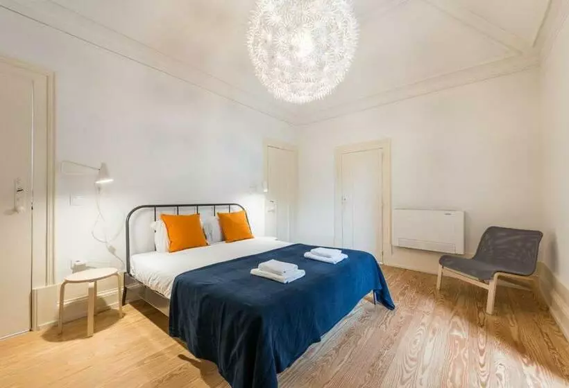 Guestready   Guindais Well House