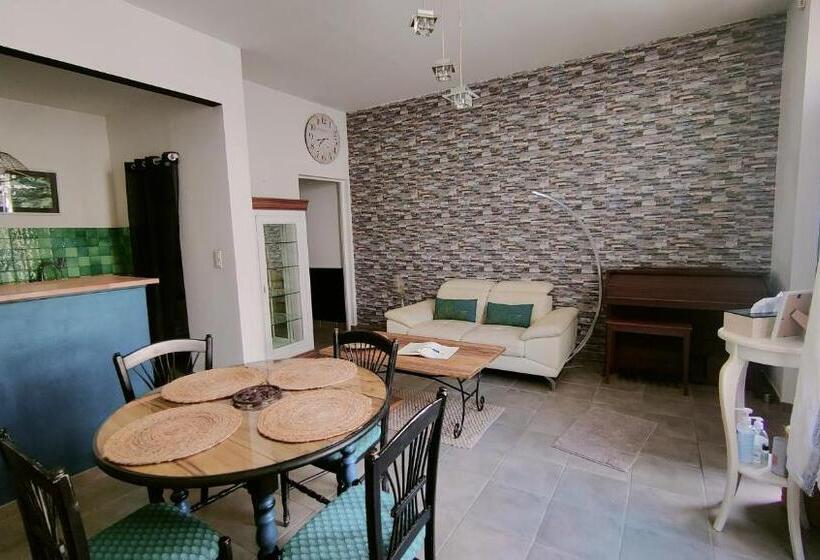 L Empire D Essences Appartement