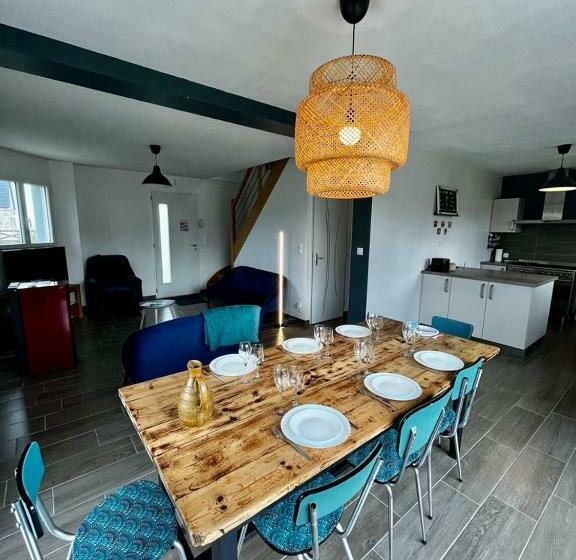 Maison 3 Ch Vue Sur Mer Confortable Lumineuse Belle Terrasse Grand Jardin 10 Mn à Pied De La Plage