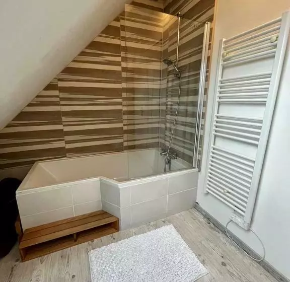 Maison 3 Ch Vue Sur Mer Confortable Lumineuse Belle Terrasse Grand Jardin 10 Mn à Pied De La Plage