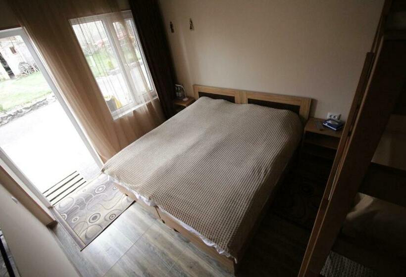 Mardoyan S Guest House