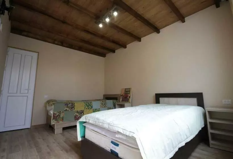 Mardoyan S Guest House