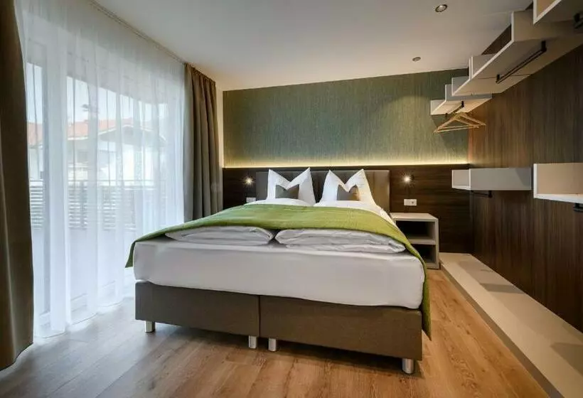 Sambock Quarter Pustrabase