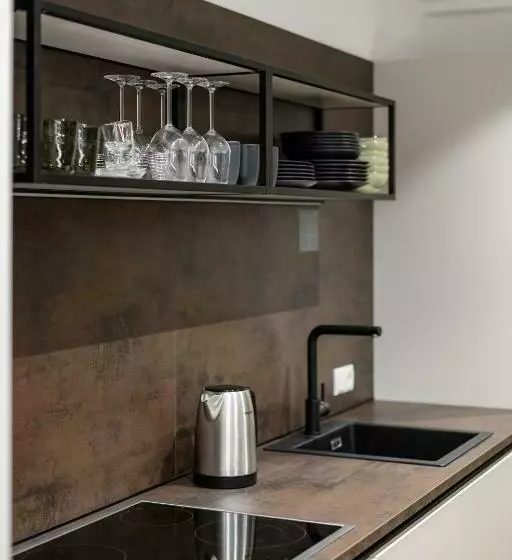 Sambock Quarter Pustrabase