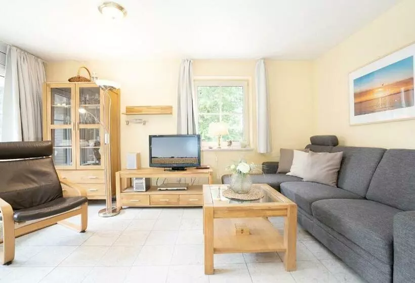 Strandallee 92b, Wohnung 18