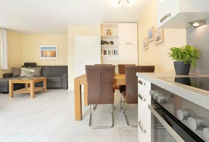 Strandallee 92b, Wohnung 18